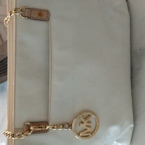 Michael kors tote